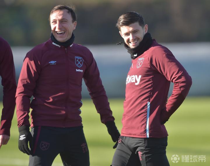 咪咕体育 -西汉姆赛前临场应变;志在欧篮联名次提升;信心回归;团队化学反应显著(伯恩茅斯与西汉姆联的对决)