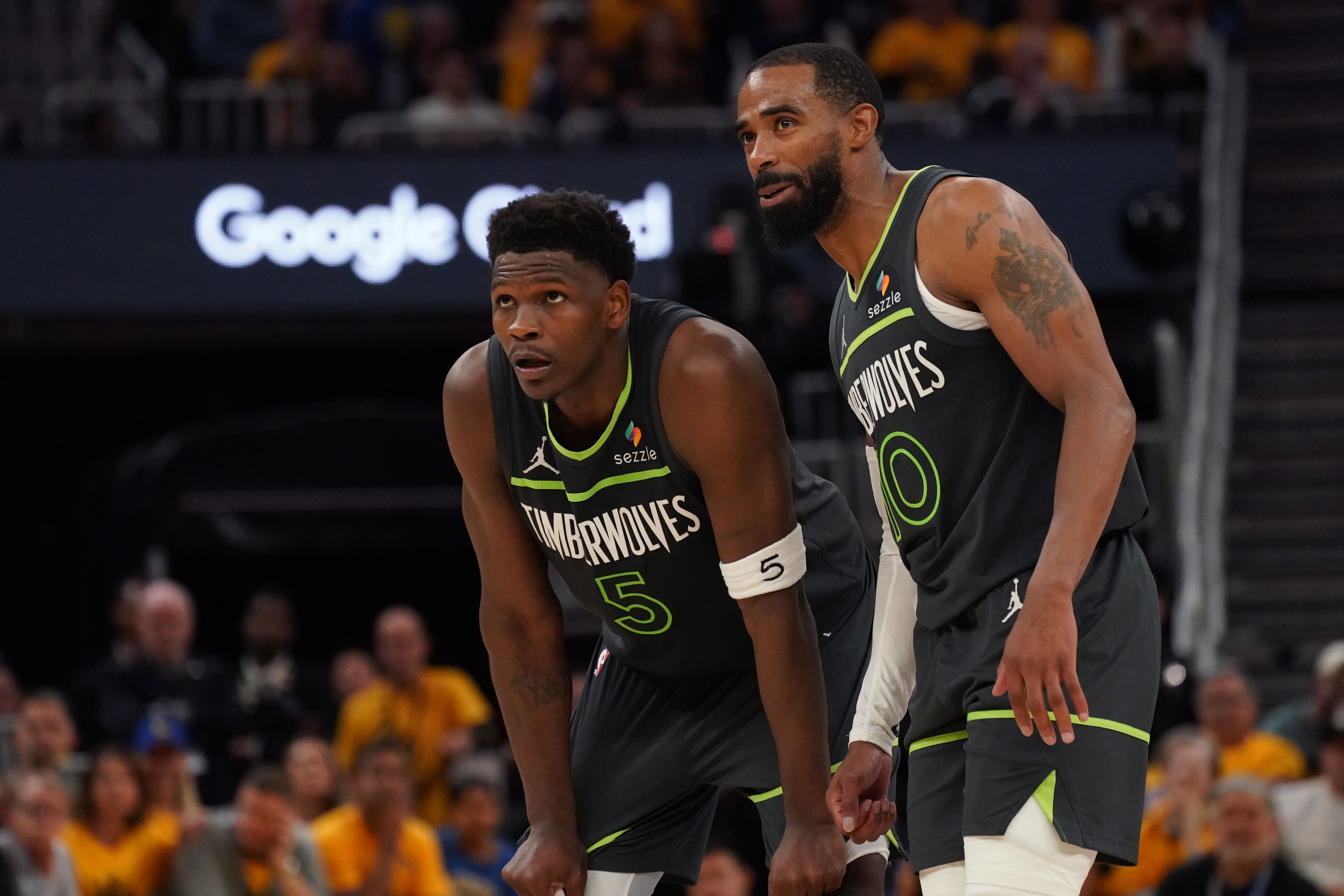 咪咕官方入口 -关于赛地聚焦——NBA常规赛关键时刻热度飙升;纽卡斯尔篮板制胜;底气十足;临场指挥获称赞的信息