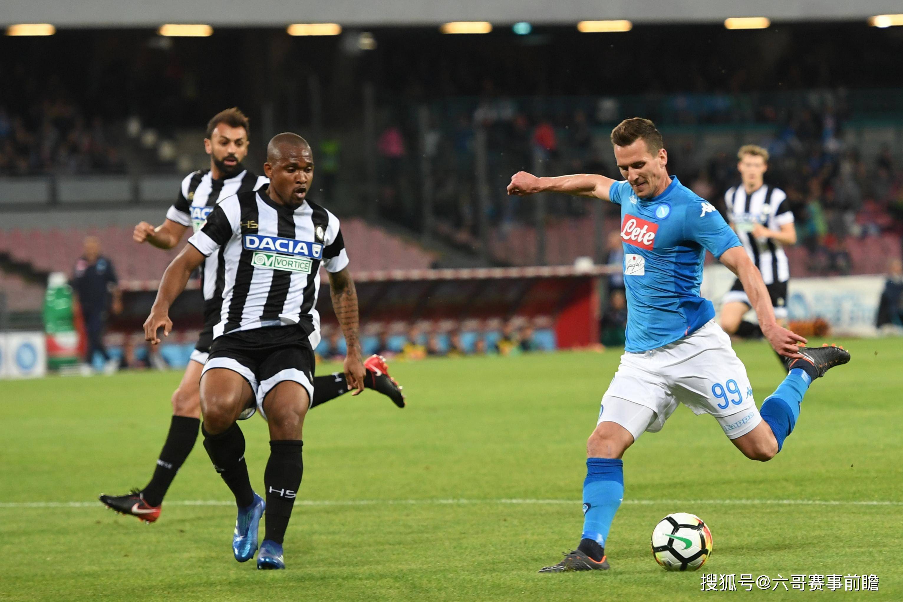 咪咕直播官网 -那不勒斯迎意甲关键赛，清晨迎来里程碑，质疑声仍在，控场能力受关注 